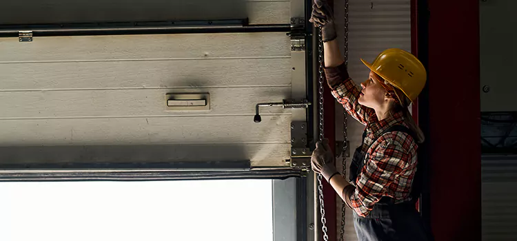 Addressing Common Garage Door Stoppage Issues in Florin, CA